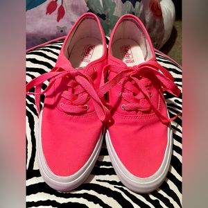 KEDS Bright Pink Sneakers Women’s Size 11